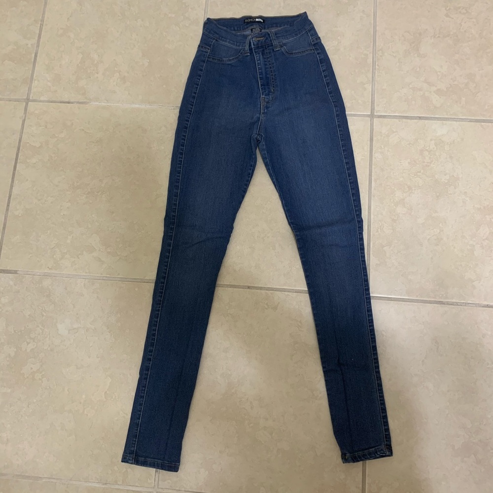 Skinny jeans